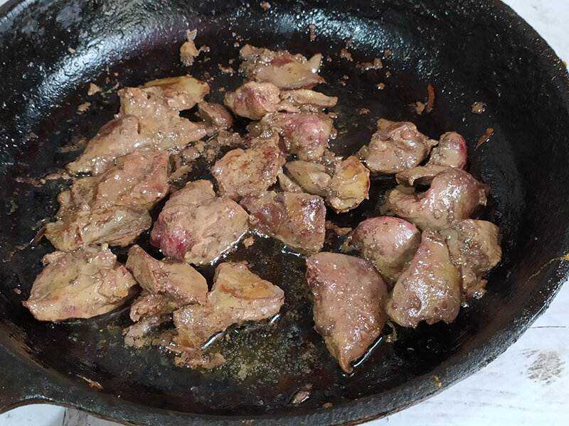 Как приготовить куриную печень на сковороде вкусно и просто