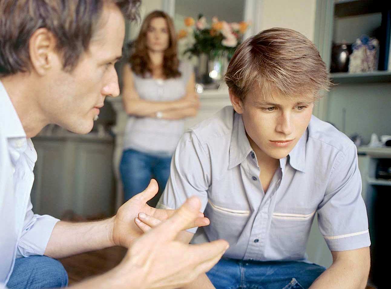 «у всех дети как дети, а ты...». типичные фразы родителей, которые нас ранят
